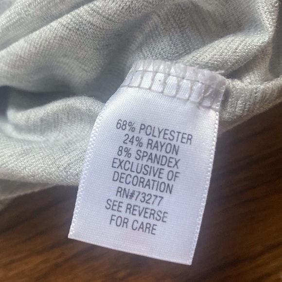 2 short sleeve tee shirts - Picture 4 of 4